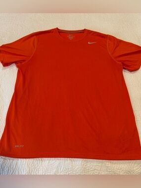 Nike dri fit orange logo tee shirt top xl